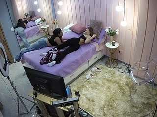 voyeurcam-casa-salsa-bedroom-2