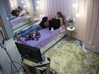 voyeurcam-casa-salsa-bedroom-2