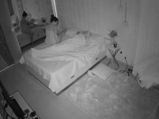 voyeurcam-casa-salsa-bedroom-2
