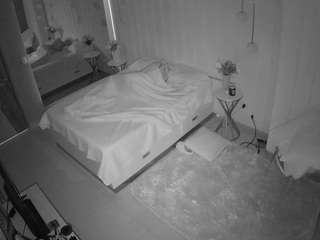 voyeurcam-casa-salsa-bedroom-2