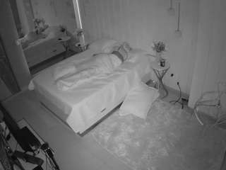voyeurcam-casa-salsa-bedroom-2