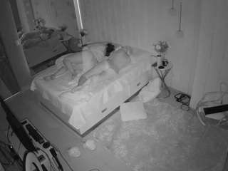 voyeurcam-casa-salsa-bedroom-2