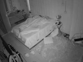 voyeurcam-casa-salsa-bedroom-2