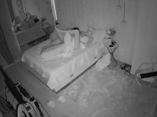 voyeurcam-casa-salsa-bedroom-2