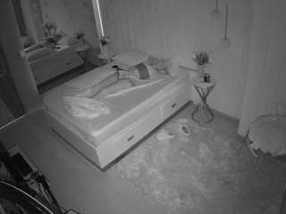 voyeurcam-casa-salsa-bedroom-2
