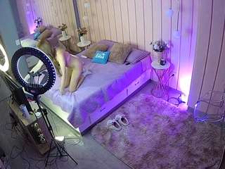 voyeurcam-casa-salsa-bedroom-2