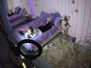 voyeurcam-casa-salsa-bedroom-2