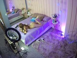 voyeurcam-casa-salsa-bedroom-2