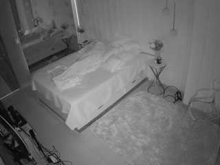voyeurcam-casa-salsa-bedroom-2