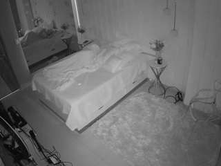 voyeurcam-casa-salsa-bedroom-2