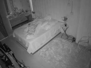 voyeurcam-casa-salsa-bedroom-2