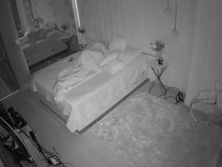 voyeurcam-casa-salsa-bedroom-2