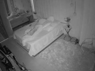 voyeurcam-casa-salsa-bedroom-2