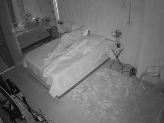 voyeurcam-casa-salsa-bedroom-2