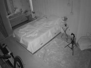 voyeurcam-casa-salsa-bedroom-2
