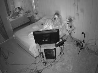 voyeurcam-casa-salsa-bedroom-2