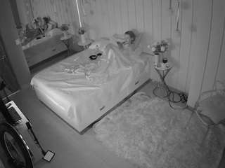 voyeurcam-casa-salsa-bedroom-2
