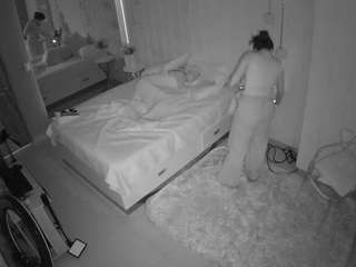 voyeurcam-casa-salsa-bedroom-2