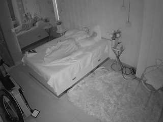 voyeurcam-casa-salsa-bedroom-2