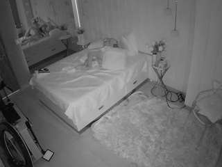 voyeurcam-casa-salsa-bedroom-2