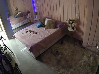 voyeurcam-casa-salsa-bedroom-2