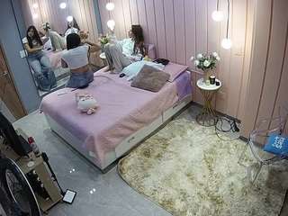 voyeurcam-casa-salsa-bedroom-2