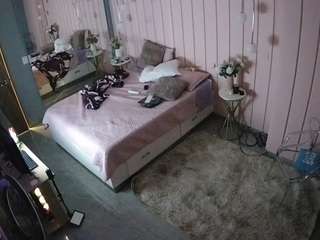 voyeurcam-casa-salsa-bedroom-2