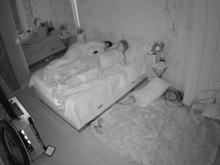voyeurcam-casa-salsa-bedroom-2