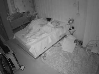 voyeurcam-casa-salsa-bedroom-2