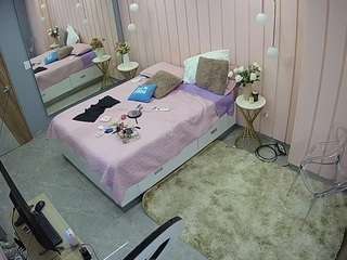 voyeurcam-casa-salsa-bedroom-2