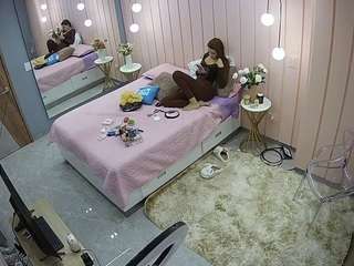 voyeurcam-casa-salsa-bedroom-2