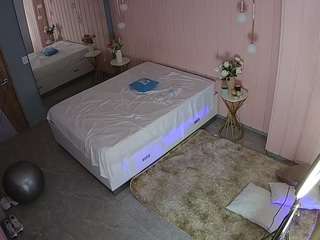 voyeurcam-casa-salsa-bedroom-2