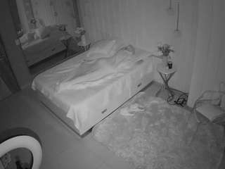 voyeurcam-casa-salsa-bedroom-2