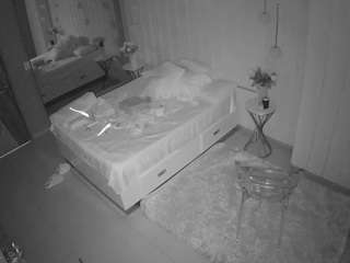 voyeurcam-casa-salsa-bedroom-2