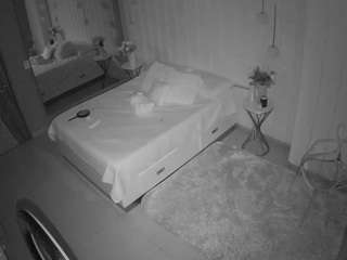 voyeurcam-casa-salsa-bedroom-2