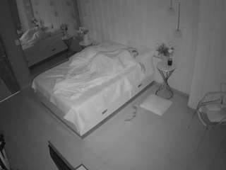 voyeurcam-casa-salsa-bedroom-2
