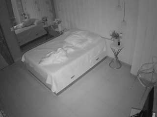 voyeurcam-casa-salsa-bedroom-2