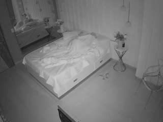voyeurcam-casa-salsa-bedroom-2