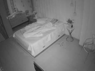 voyeurcam-casa-salsa-bedroom-2