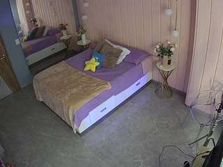 voyeurcam-casa-salsa-bedroom-2