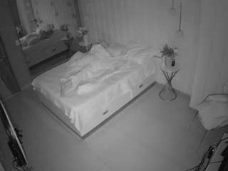 voyeurcam-casa-salsa-bedroom-2