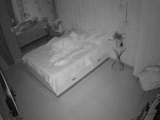 voyeurcam-casa-salsa-bedroom-2