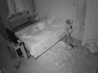 voyeurcam-casa-salsa-bedroom-2