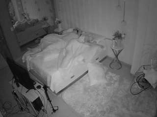 voyeurcam-casa-salsa-bedroom-2