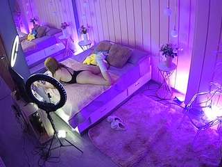 voyeurcam-casa-salsa-bedroom-2