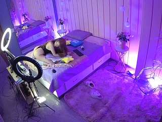 voyeurcam-casa-salsa-bedroom-2