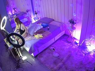 voyeurcam-casa-salsa-bedroom-2