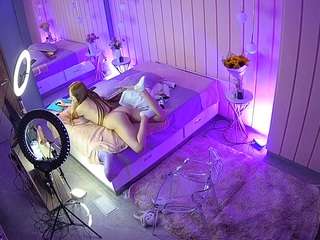 voyeurcam-casa-salsa-bedroom-2