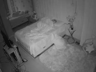 voyeurcam-casa-salsa-bedroom-2