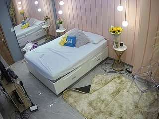 voyeurcam-casa-salsa-bedroom-2